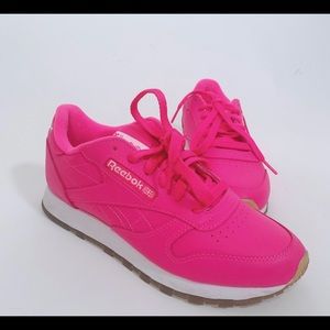 HOT PINK REEBOK SNEAKERS